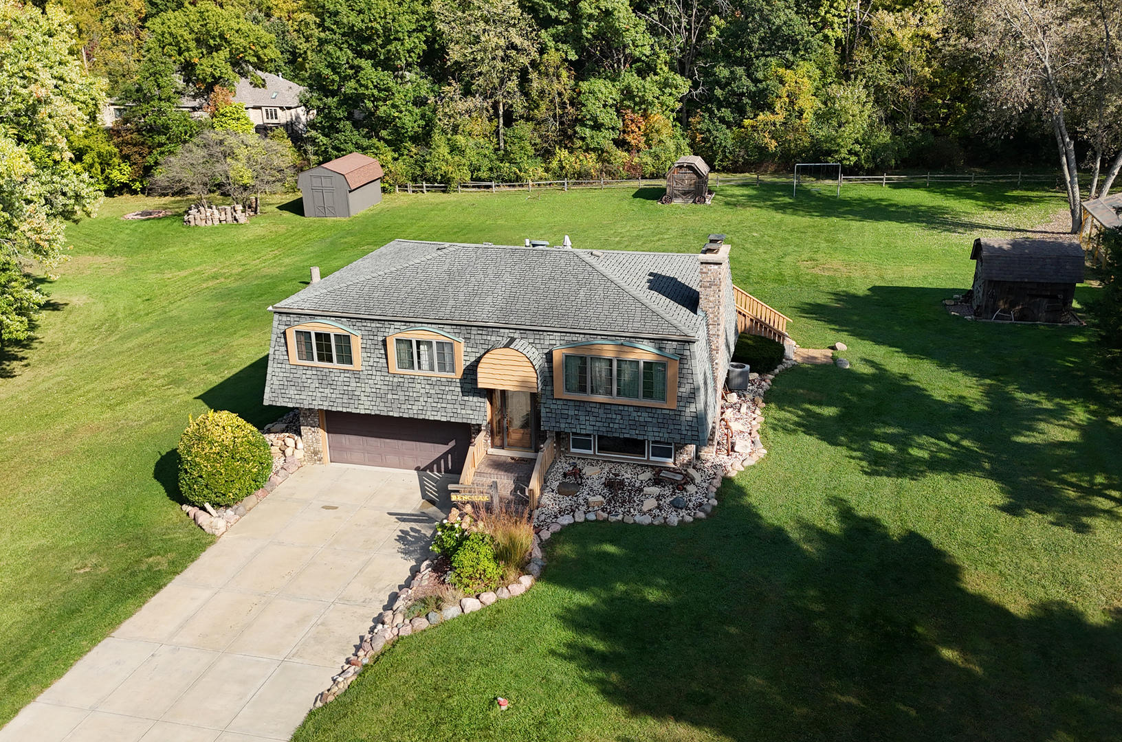 16753 S Bell Road, Homer Glen, IL 60491