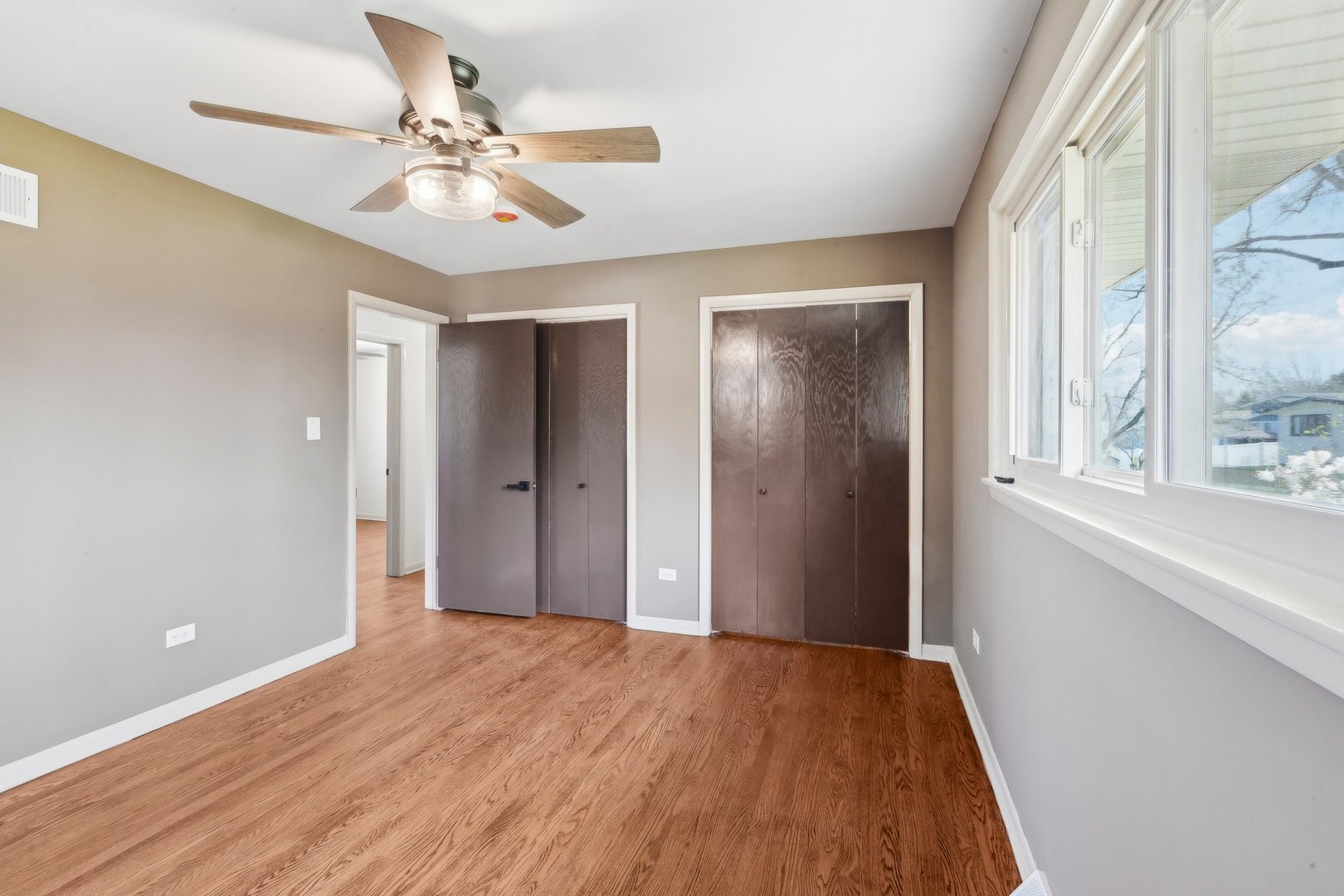 6709 W Menominee Parkway, Palos Heights, IL 60463