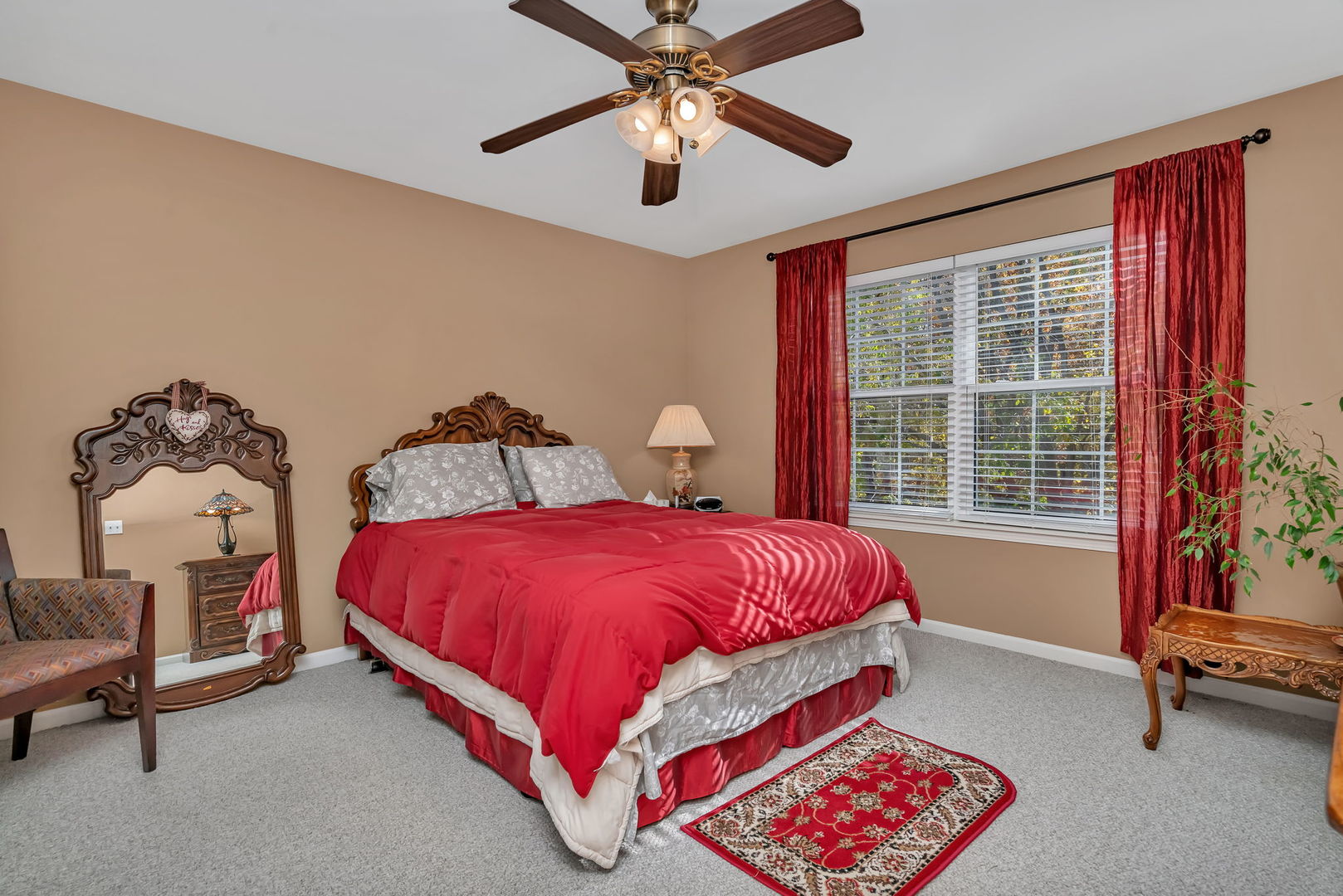 26305 W Ravine Woods Drive, Channahon, IL 60410