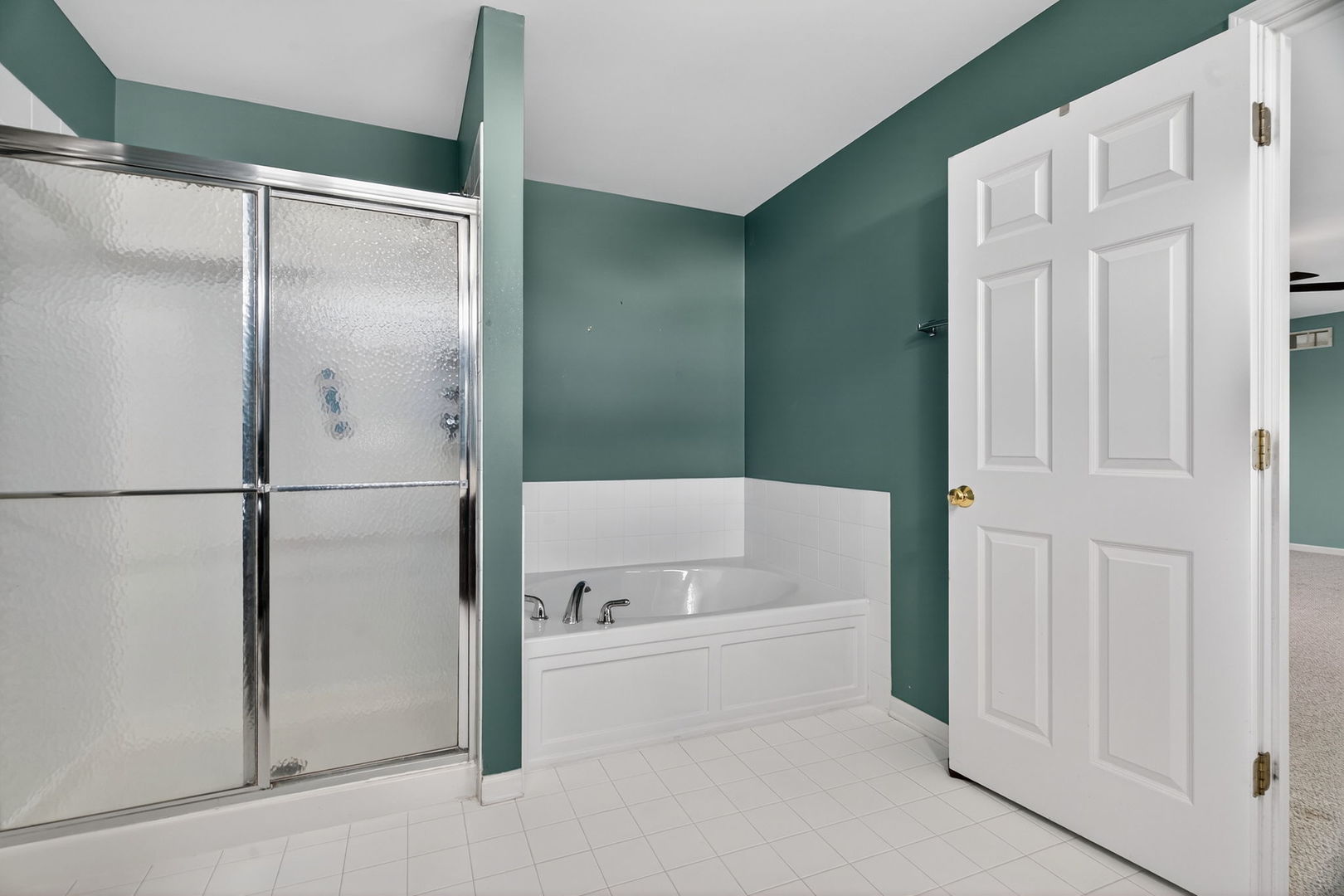 26305 W Ravine Woods Drive, Channahon, IL 60410