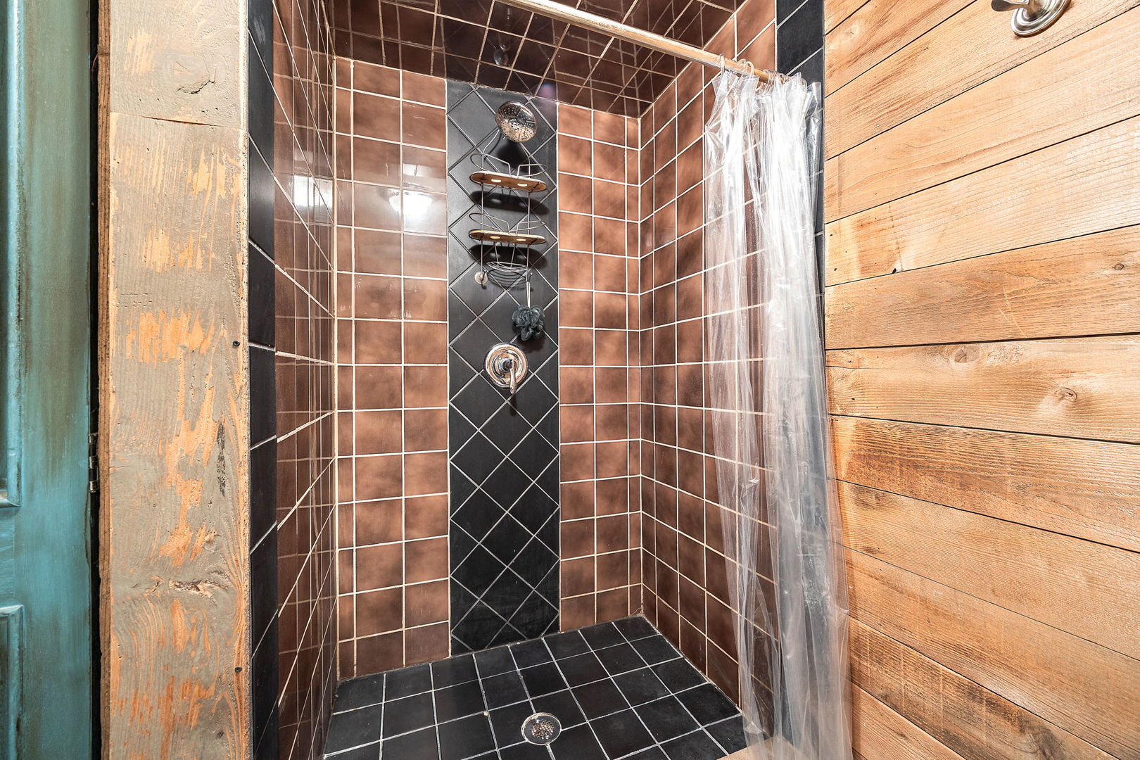 445 S Ellis Street, Bensenville, IL 60106