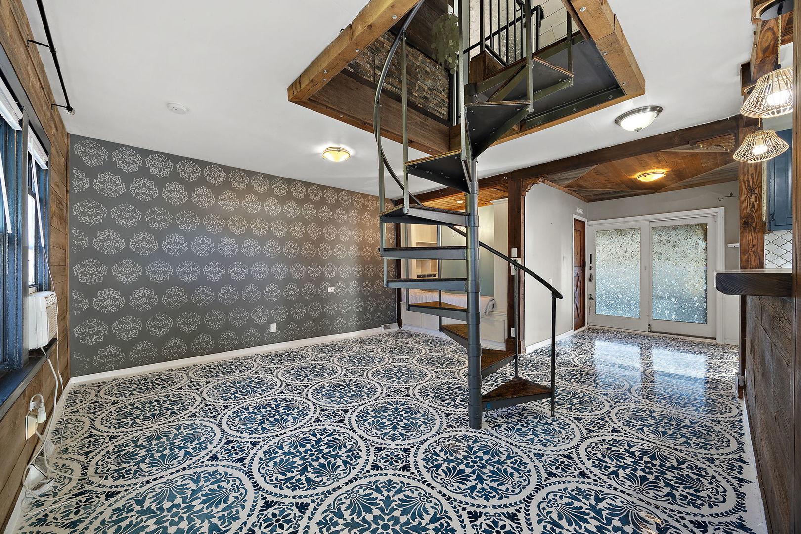 445 S Ellis Street, Bensenville, IL 60106