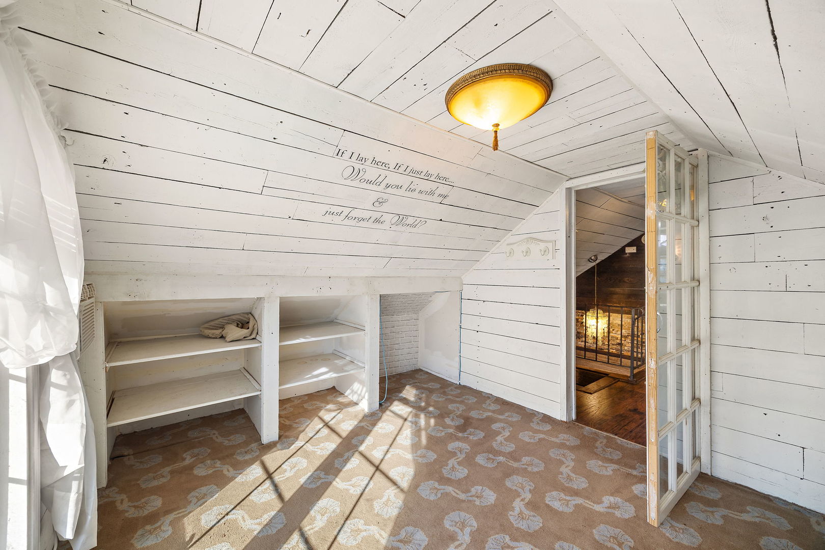 445 S Ellis Street, Bensenville, IL 60106