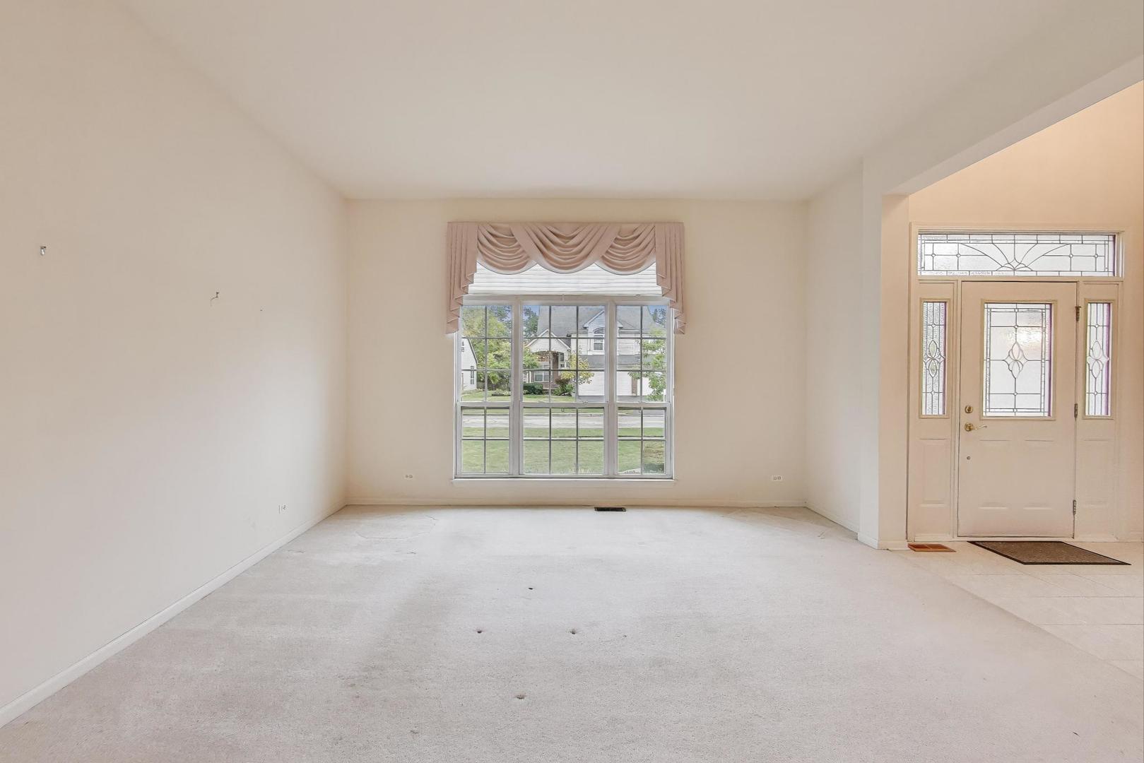 5714 Highland Drive, Palatine, IL 60067