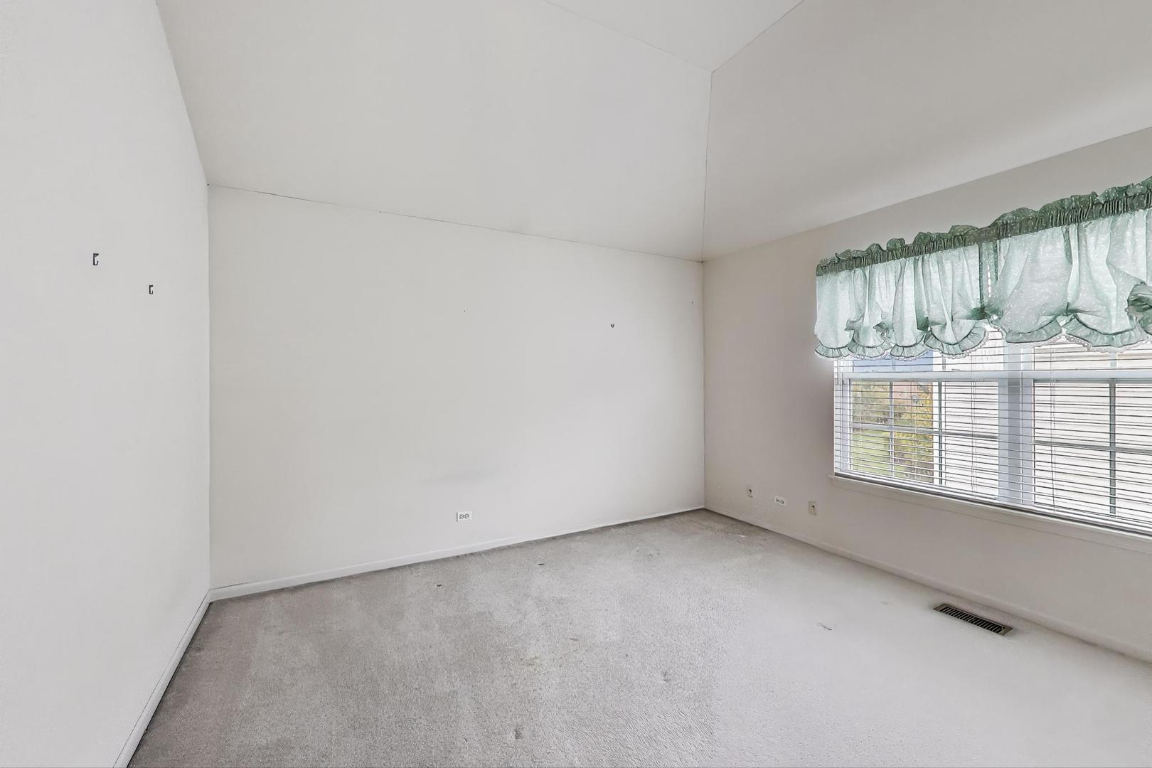 5714 Highland Drive, Palatine, IL 60067