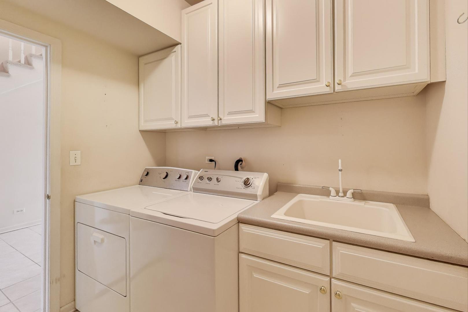 5714 Highland Drive, Palatine, IL 60067