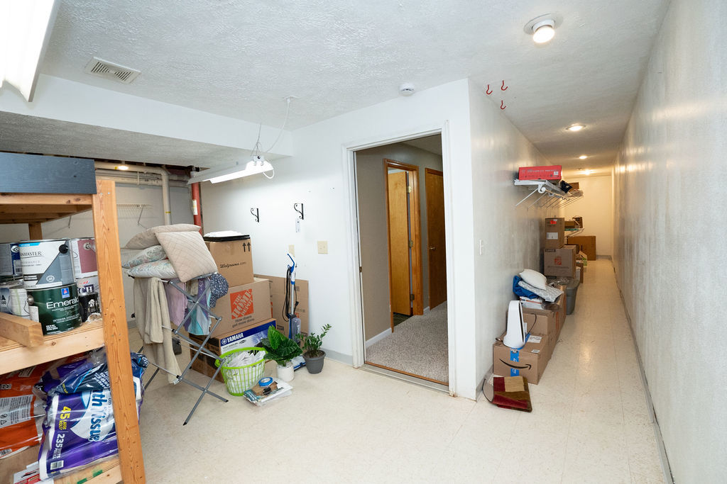 1708 Royal Pointe Drive, Bloomington, IL 61704