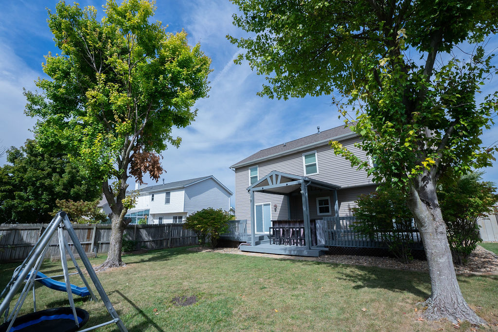 1708 Royal Pointe Drive, Bloomington, IL 61704