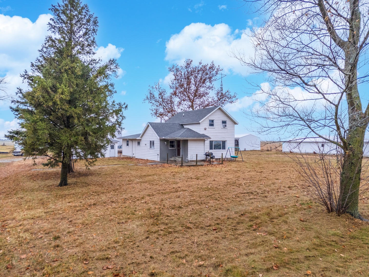 4043 N 3000 East Road, Strawn, IL 61775