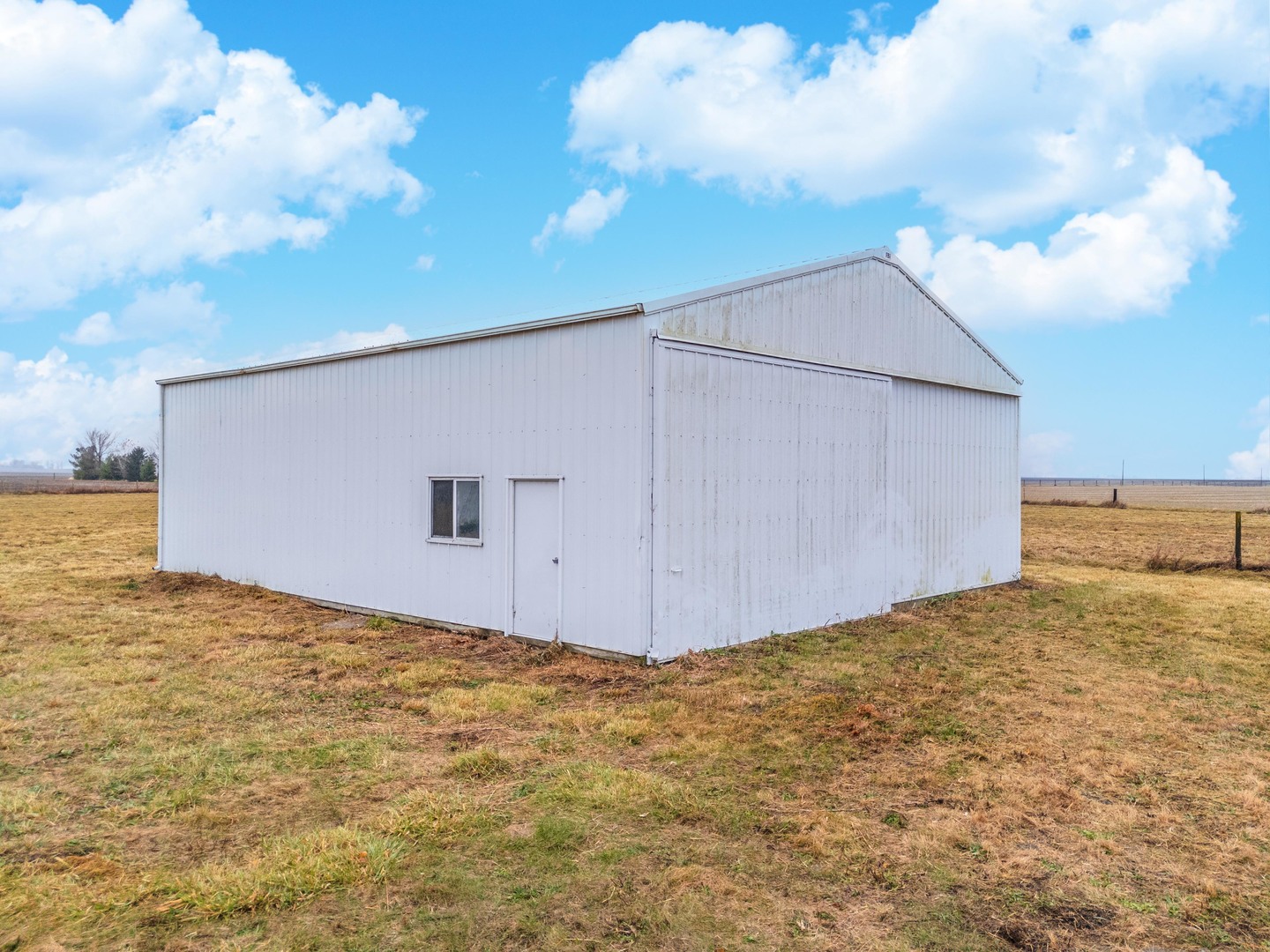 4043 N 3000 East Road, Strawn, IL 61775