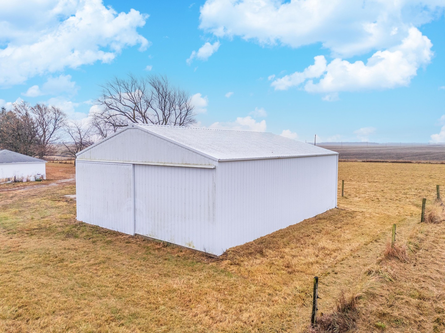 4043 N 3000 East Road, Strawn, IL 61775