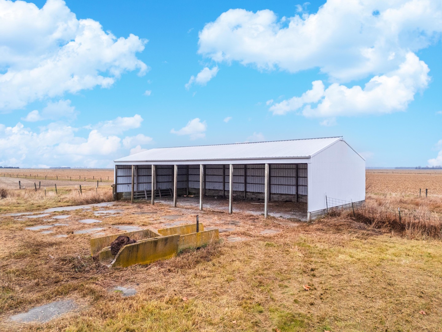 4043 N 3000 East Road, Strawn, IL 61775