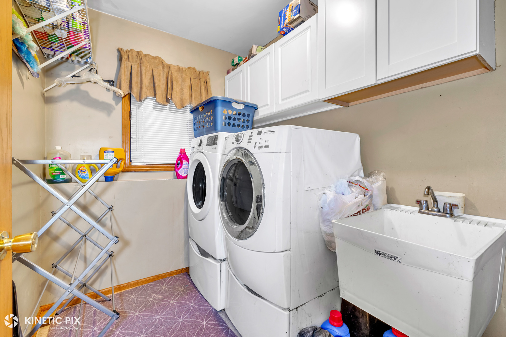 8619 Linder Avenue, Burbank, IL 60459