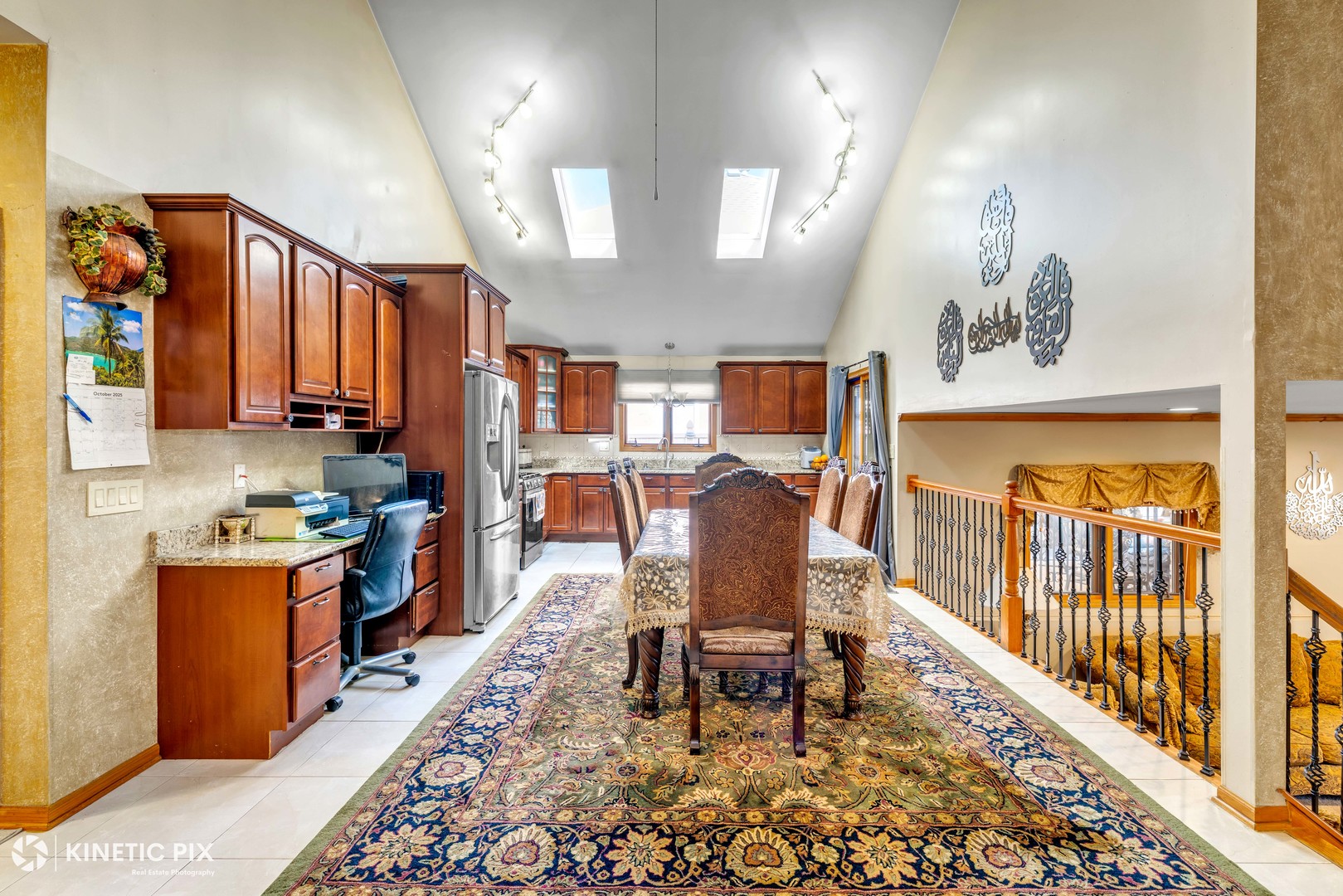 8619 Linder Avenue, Burbank, IL 60459