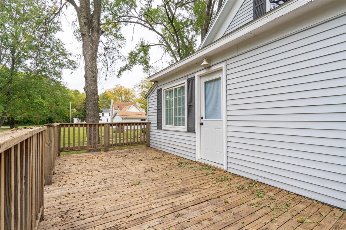 218 E Peoria Street, Piper City, IL 60959