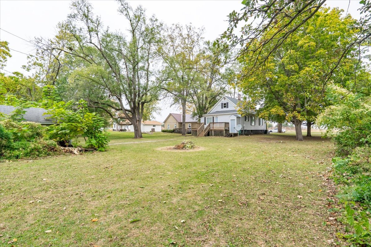 218 E Peoria Street, Piper City, IL 60959