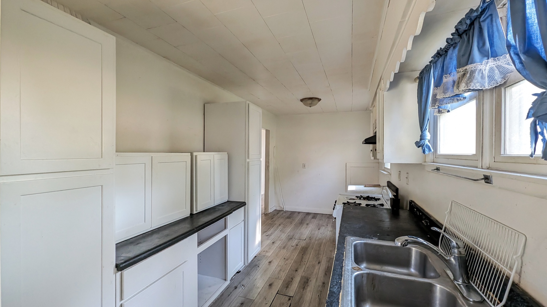 1607 S Joliet Street, Joliet, IL 60436