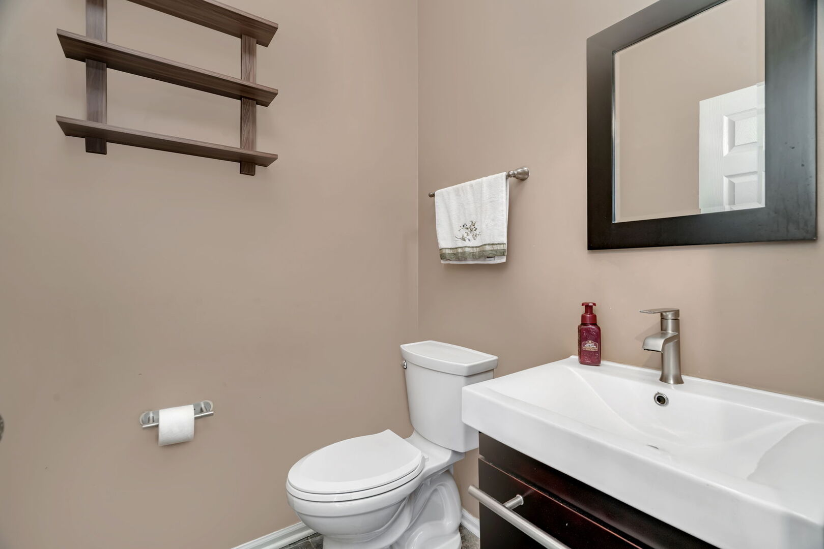 1002 Angelica Circle, Joliet, IL 60431