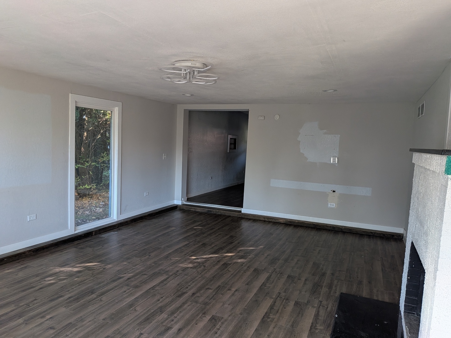 42 Rushmore Road, Fox Lake, IL 60020