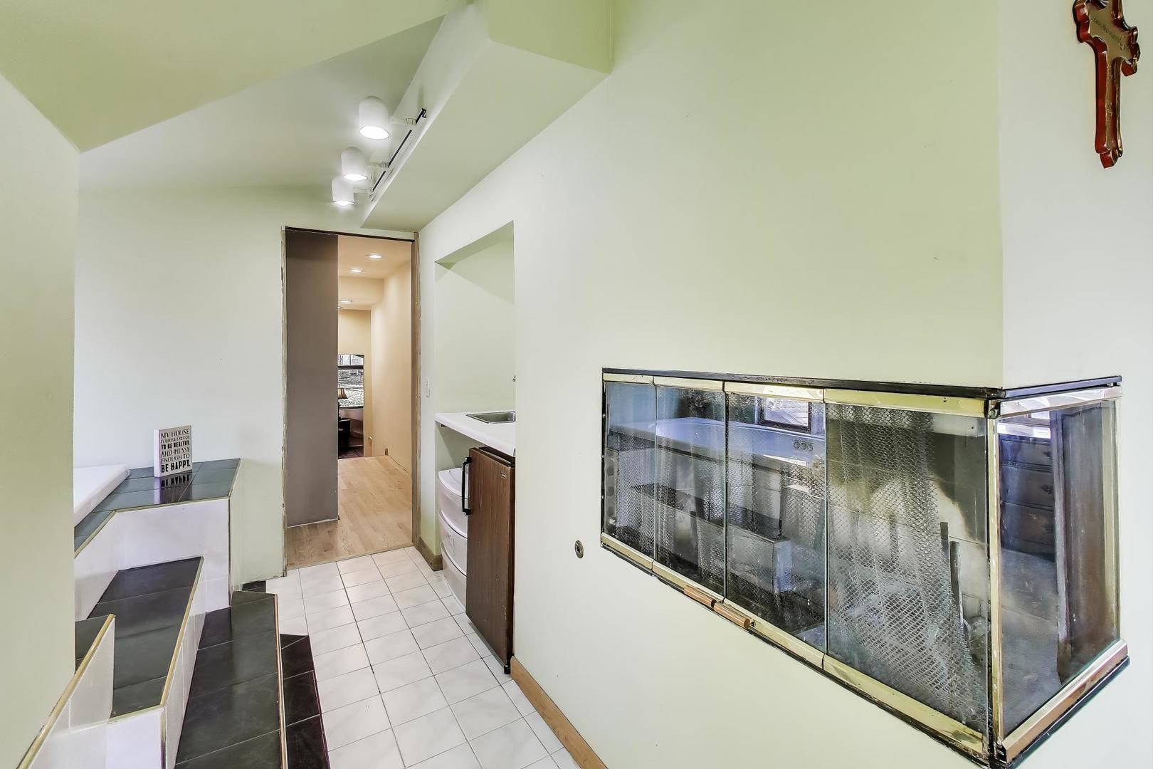 Wonder Lake, IL 60097