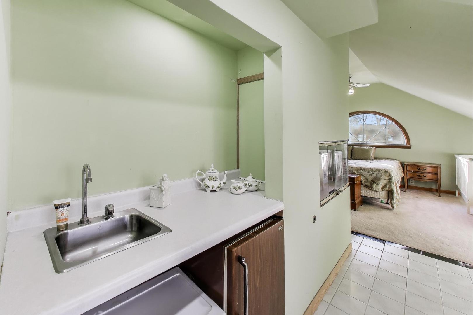 Wonder Lake, IL 60097