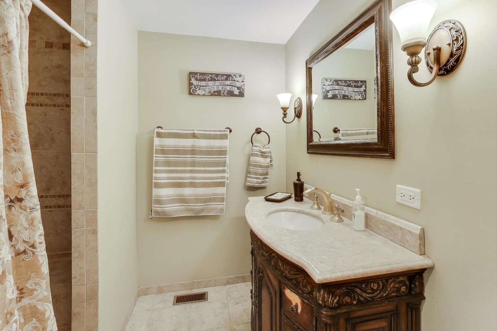 Wonder Lake, IL 60097