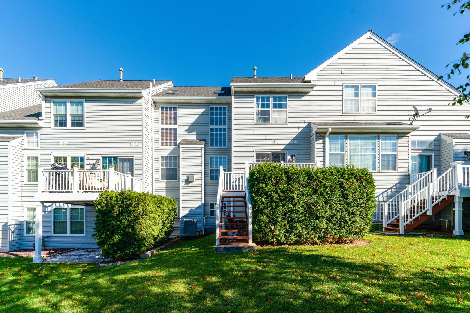 26252 W Vista Court, Ingleside, IL 60041