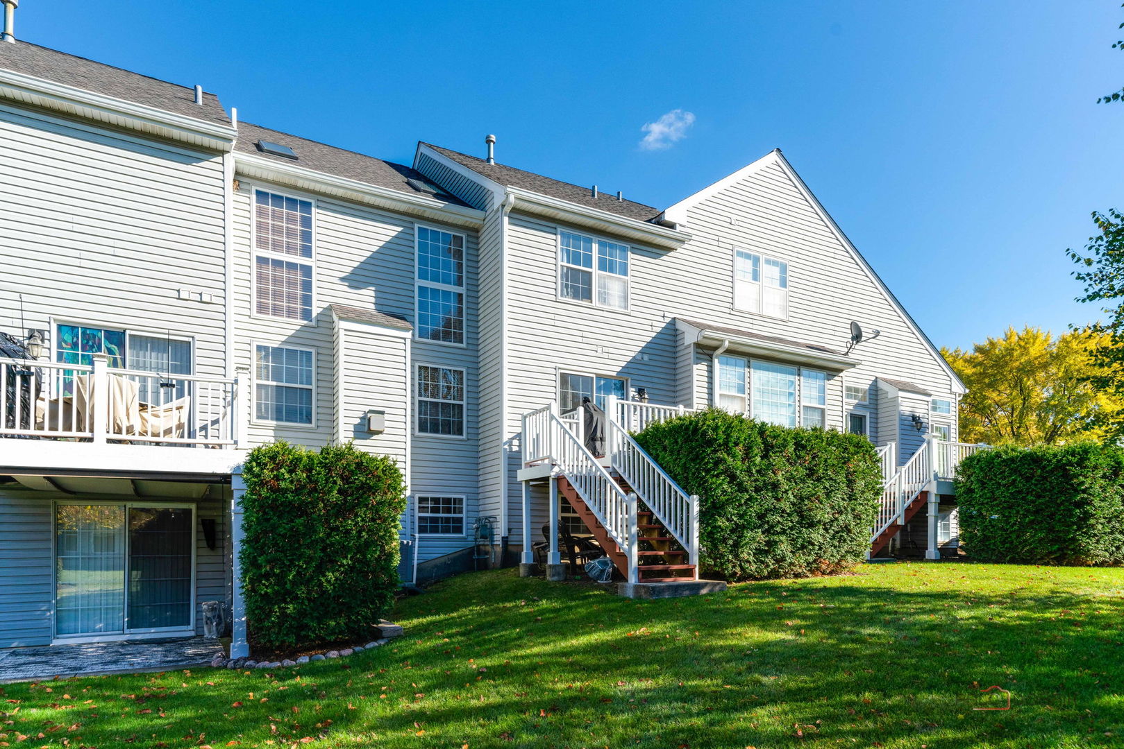 26252 W Vista Court, Ingleside, IL 60041