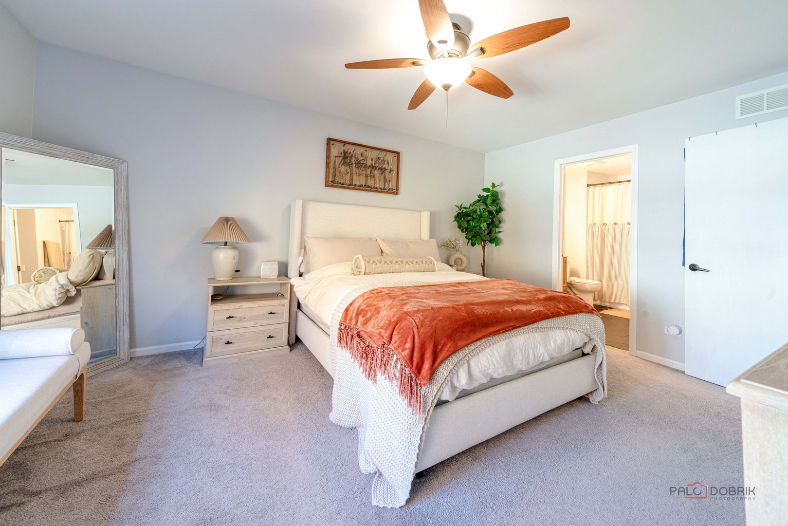 26252 W Vista Court, Ingleside, IL 60041