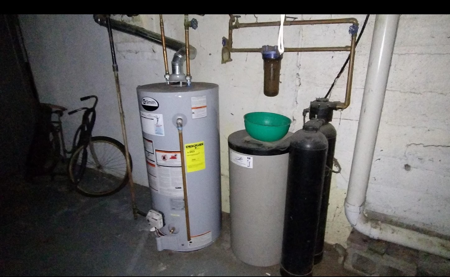 928 North Avenue, Rockford, IL 61103