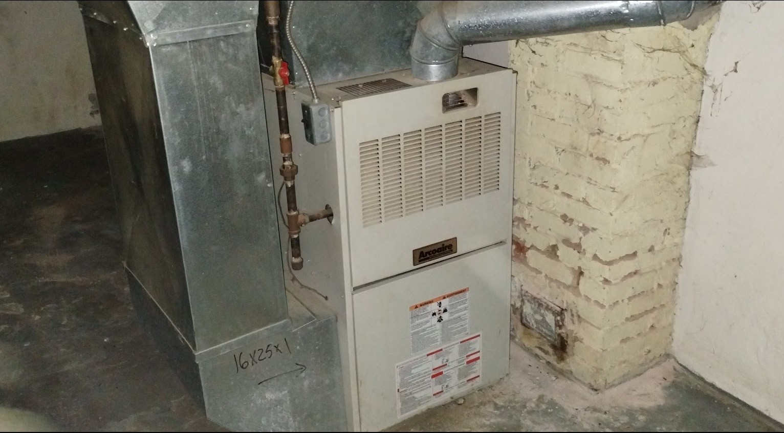 928 North Avenue, Rockford, IL 61103