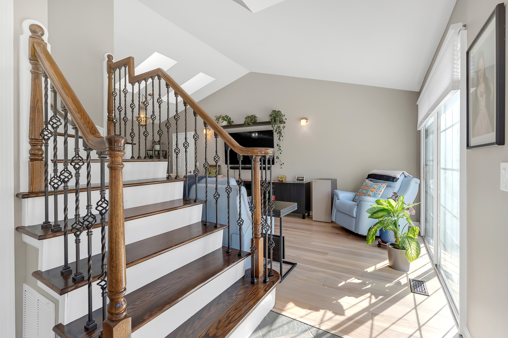 473 Le Parc Circle, Buffalo Grove, IL 60089