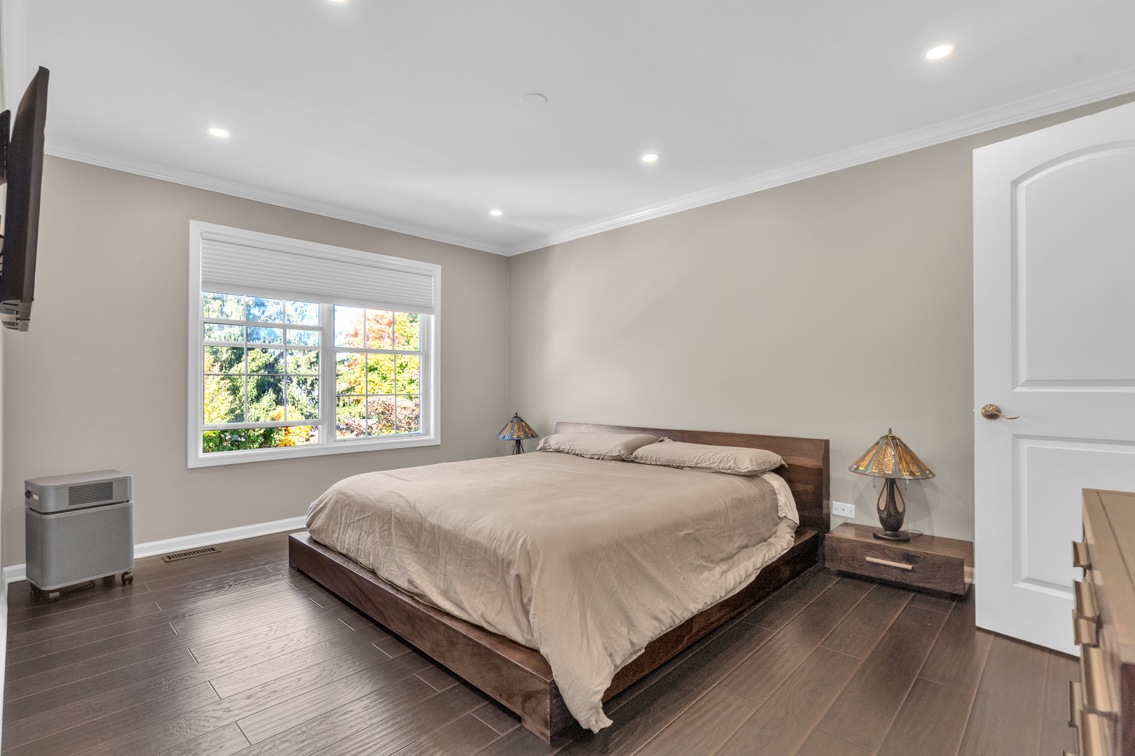 473 Le Parc Circle, Buffalo Grove, IL 60089