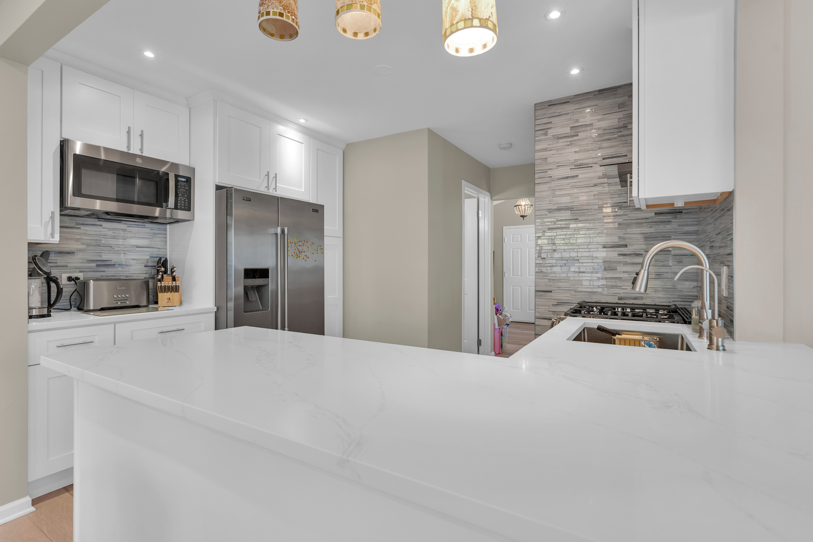 473 Le Parc Circle, Buffalo Grove, IL 60089