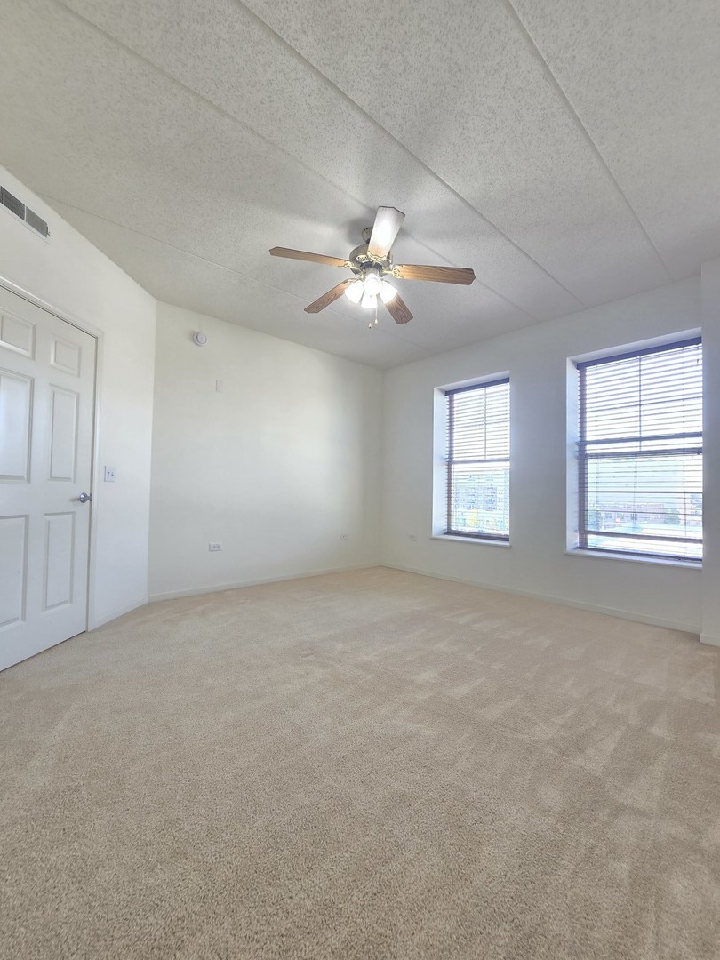 656 Pearson Street #505C, Des Plaines, IL 60016