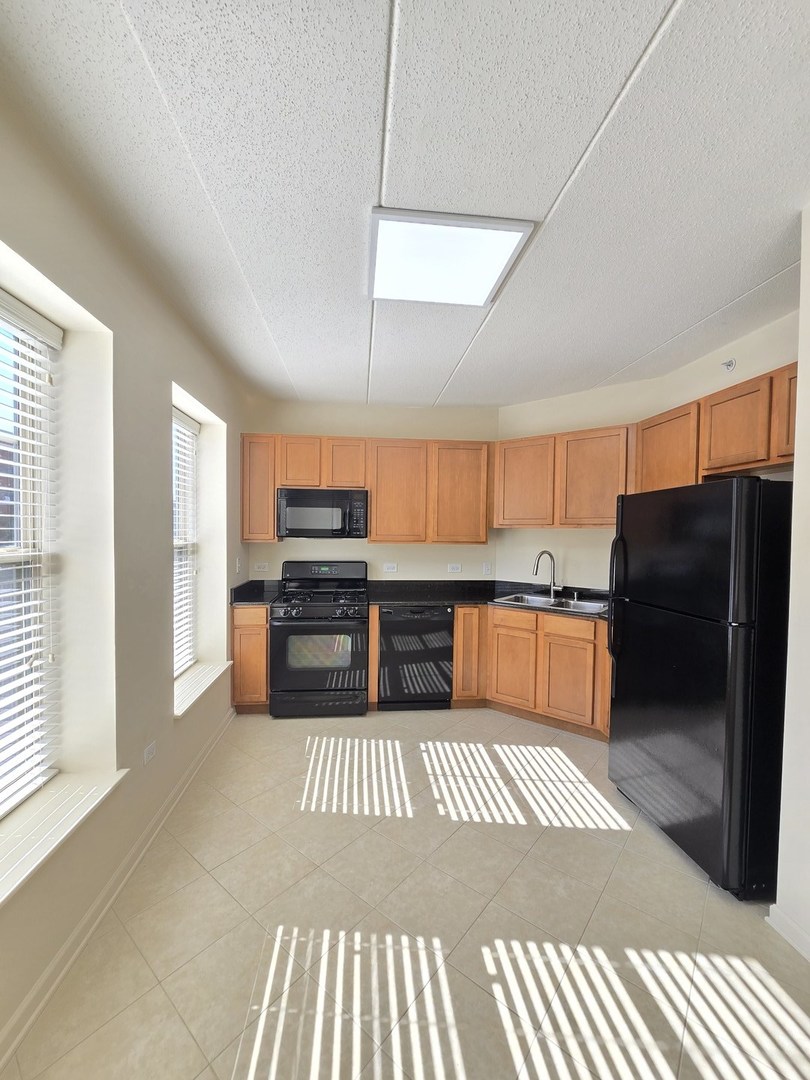 656 Pearson Street #505C, Des Plaines, IL 60016