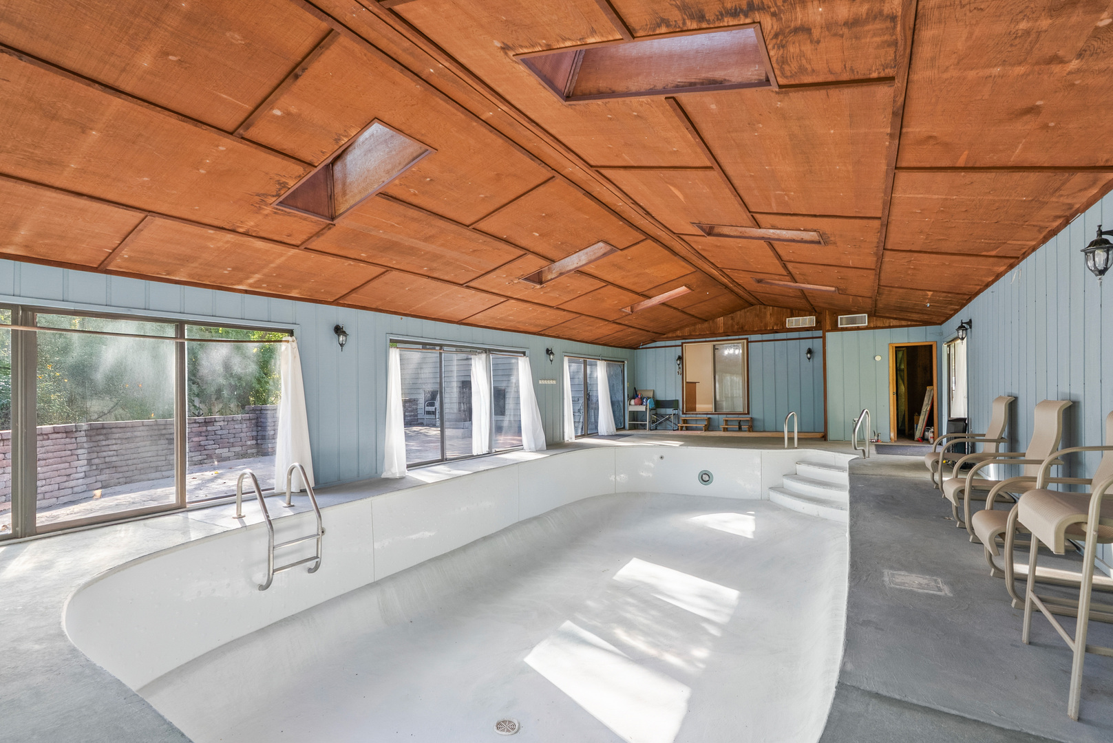 28465 S Western Avenue, Beecher, IL 60401