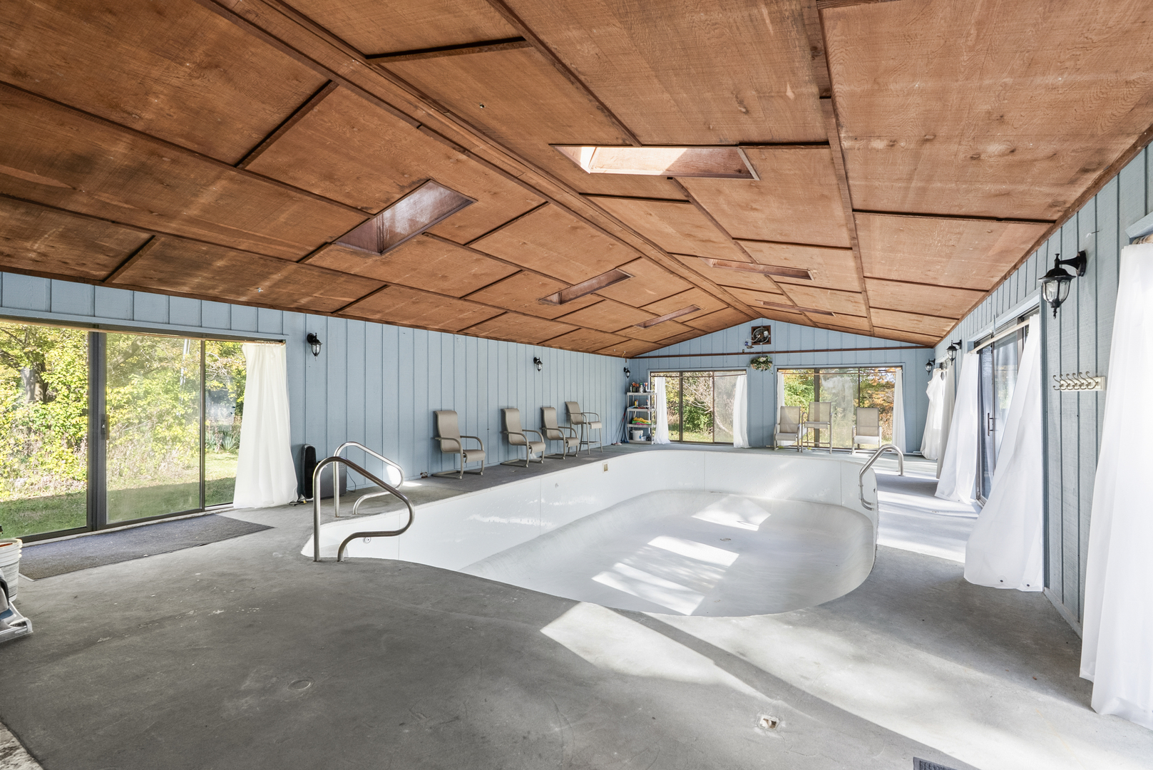 28465 S Western Avenue, Beecher, IL 60401