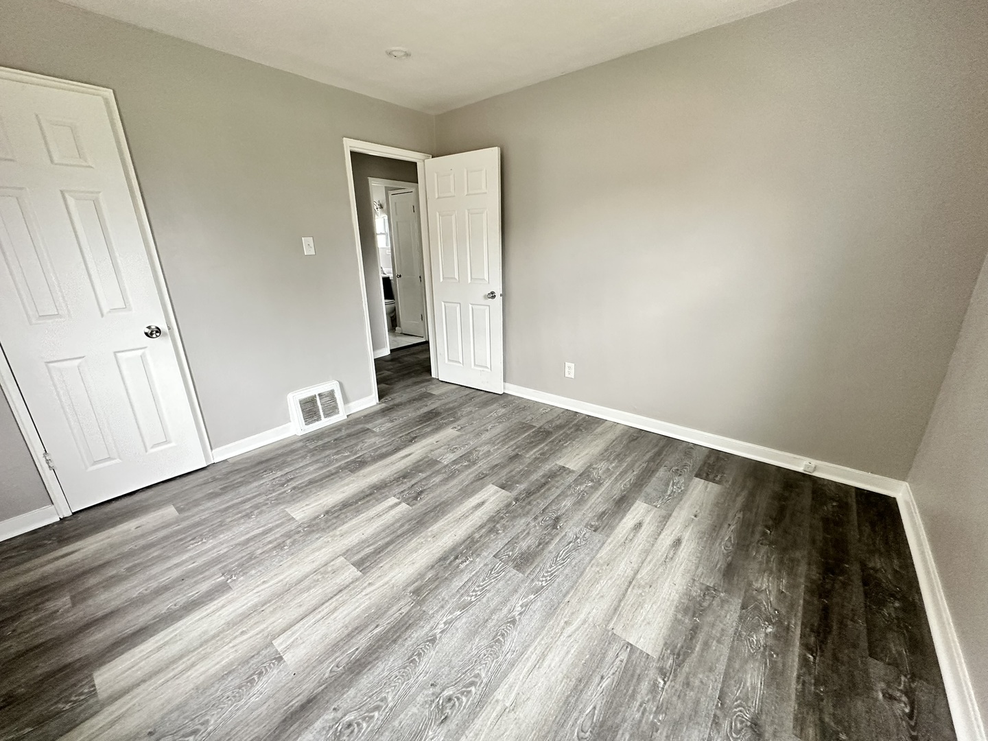 1581 Kenilworth Drive, Calumet City, IL 60409