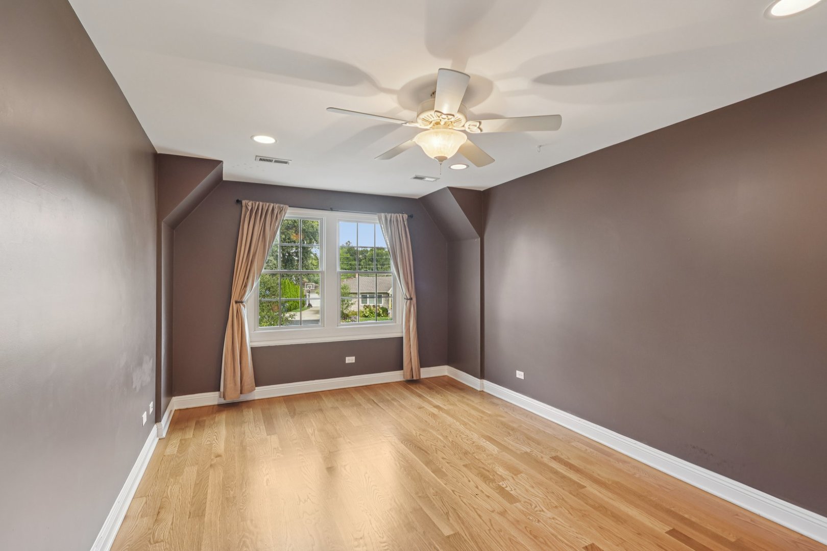 6619 Palma Lane, Morton Grove, IL 60053