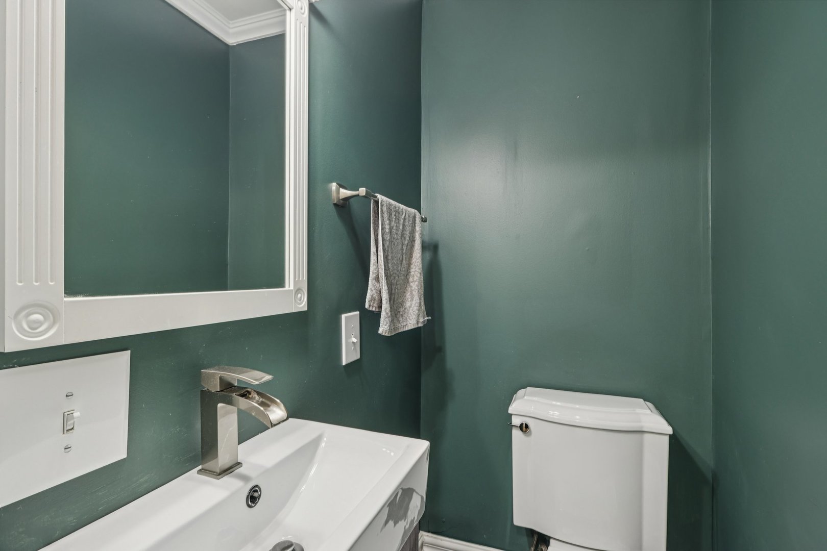 6619 Palma Lane, Morton Grove, IL 60053