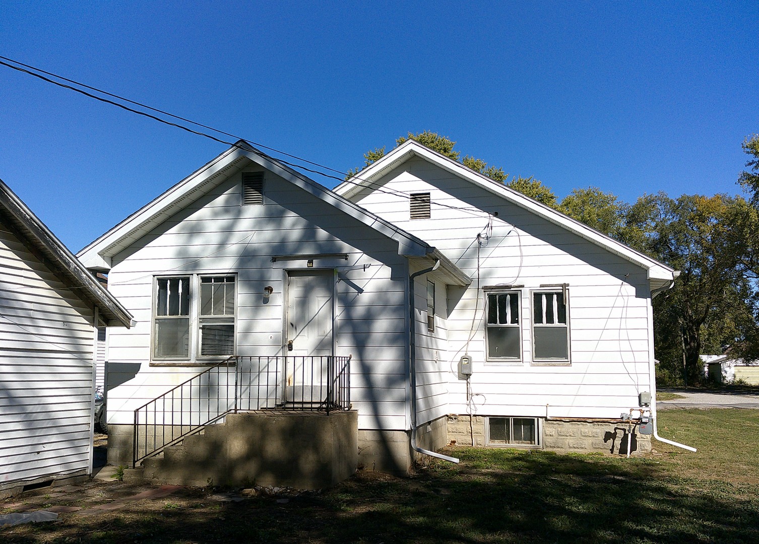 115 W 8th Street, St. Elmo, IL 62458