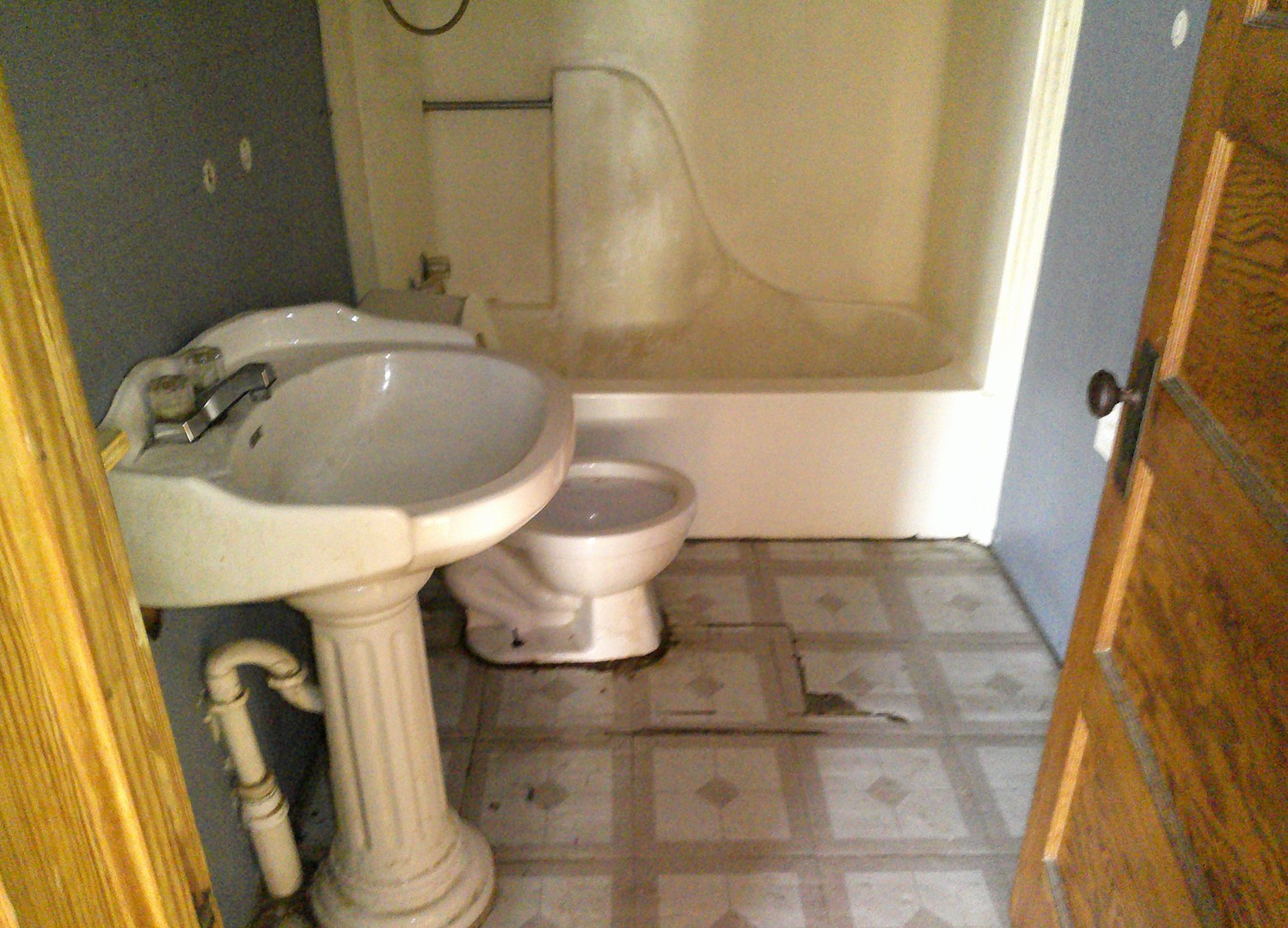 115 W 8th Street, St. Elmo, IL 62458