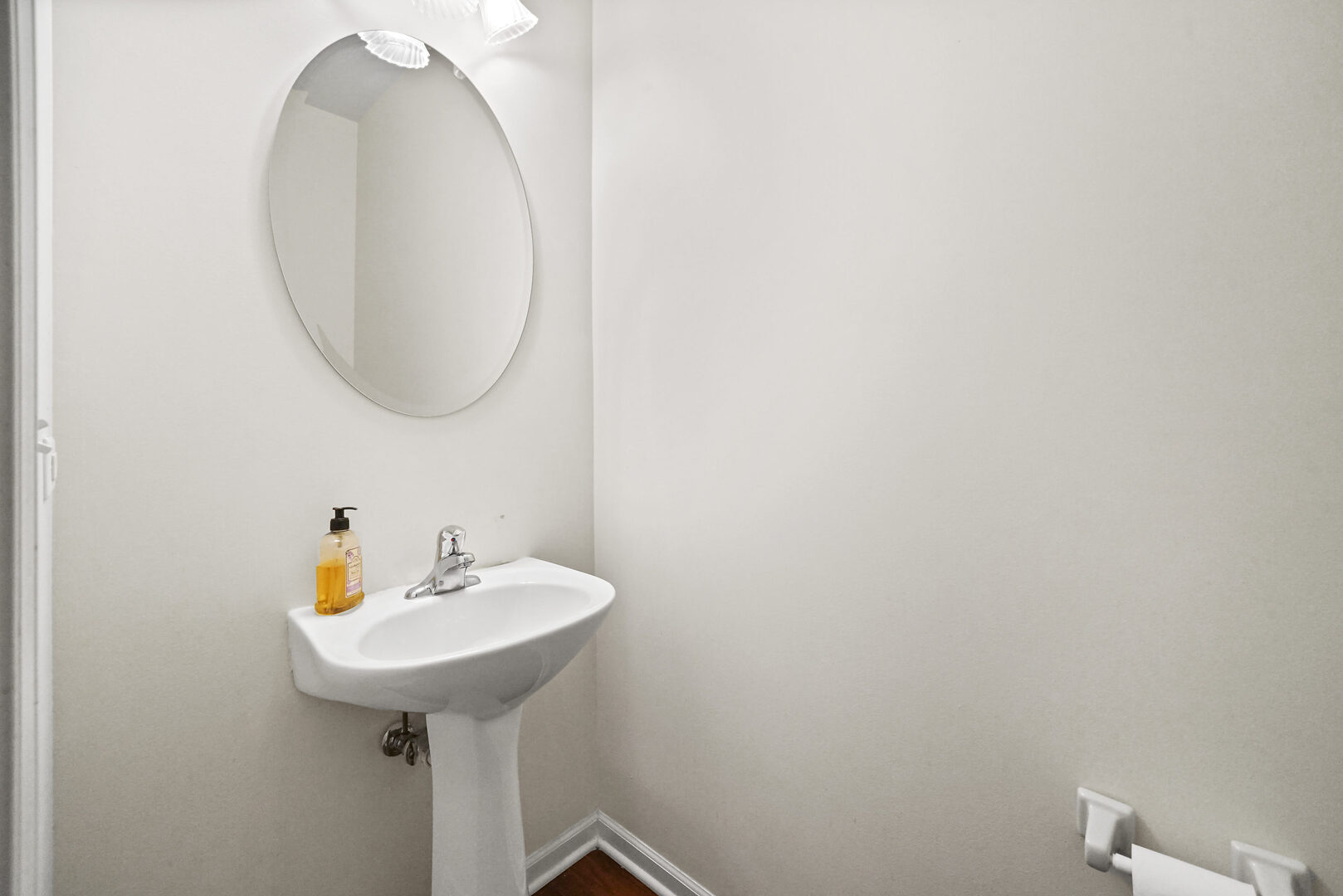 10S429 CARRINGTON Circle, Burr Ridge, IL 60527