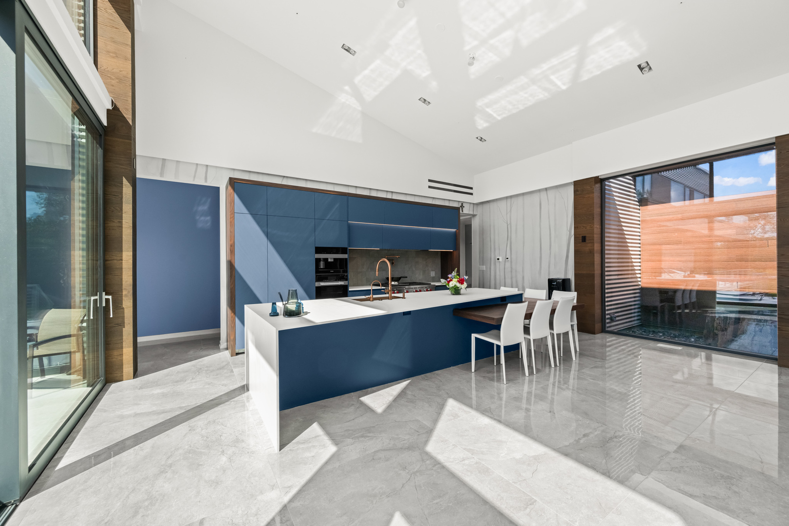 711 Becker Road, Glenview, IL 60025