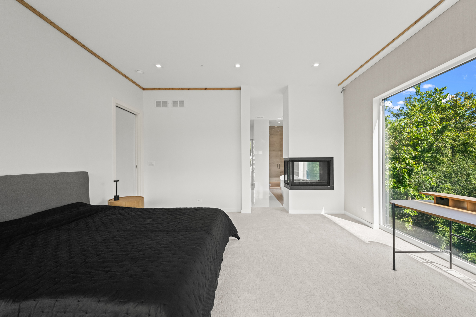 711 Becker Road, Glenview, IL 60025