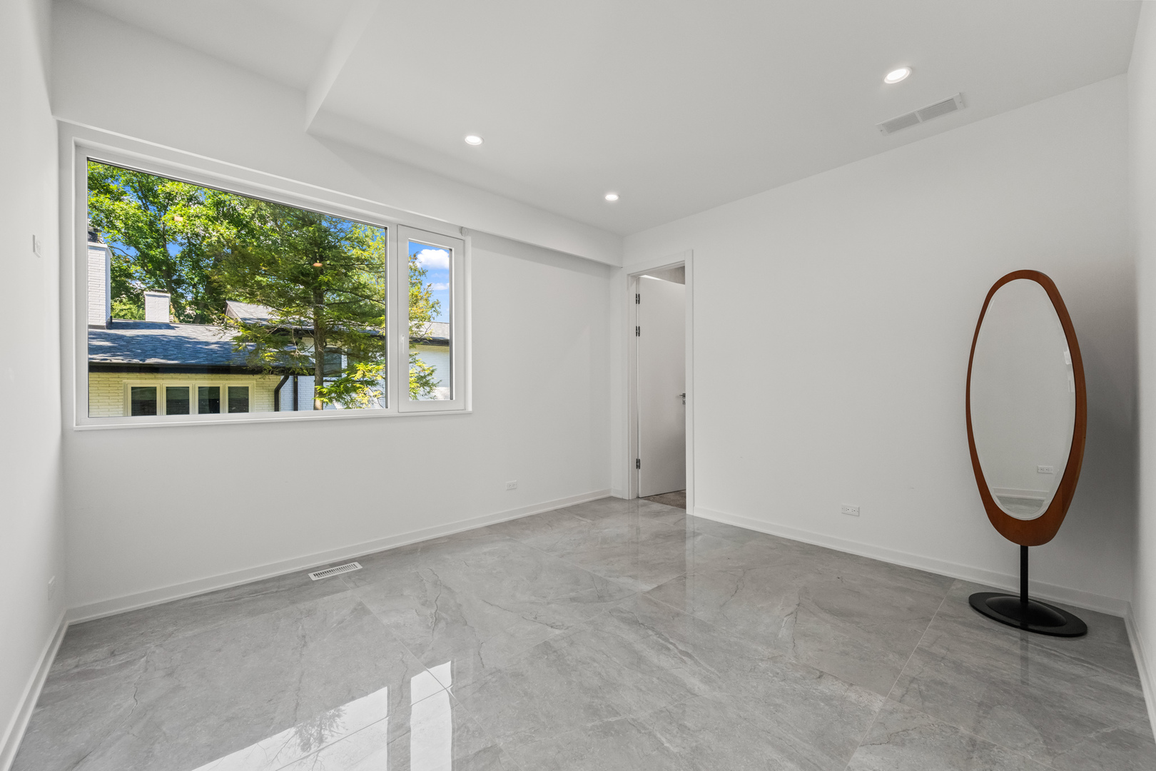 711 Becker Road, Glenview, IL 60025