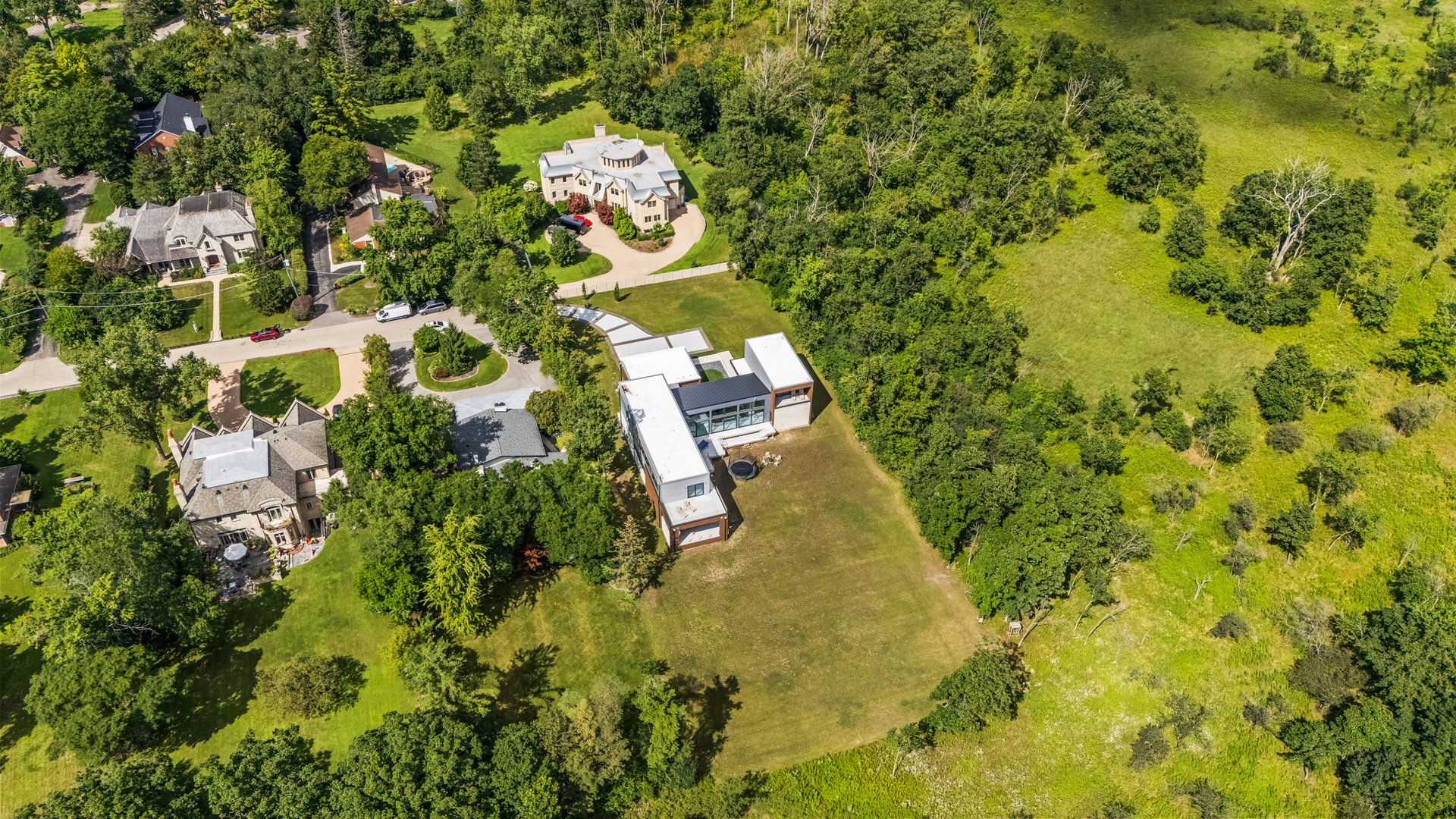 711 Becker Road, Glenview, IL 60025