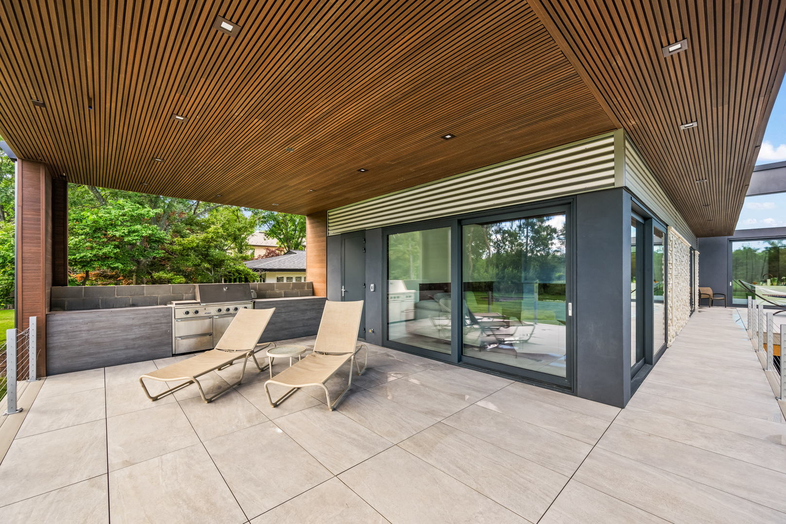 711 Becker Road, Glenview, IL 60025