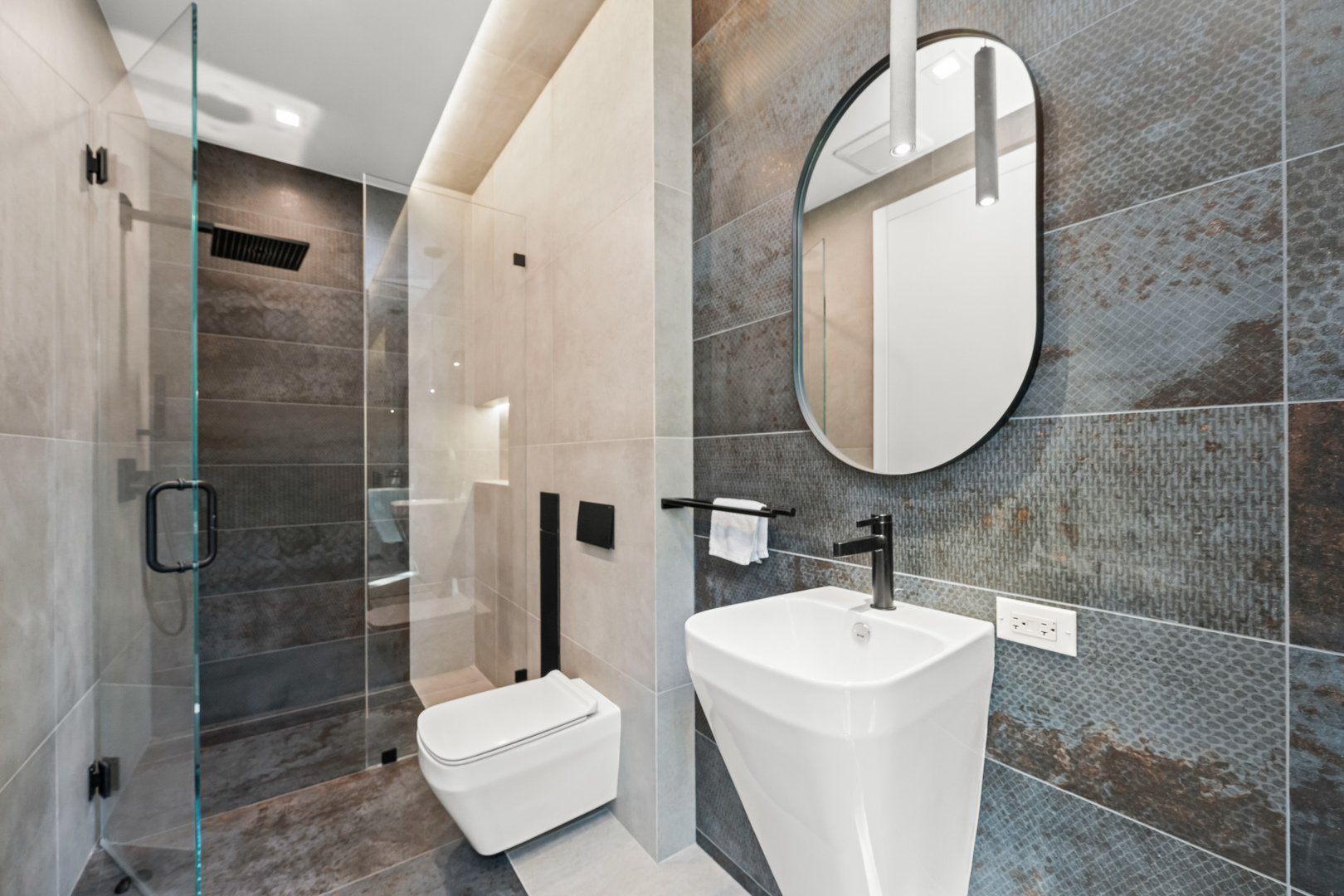 711 Becker Road, Glenview, IL 60025